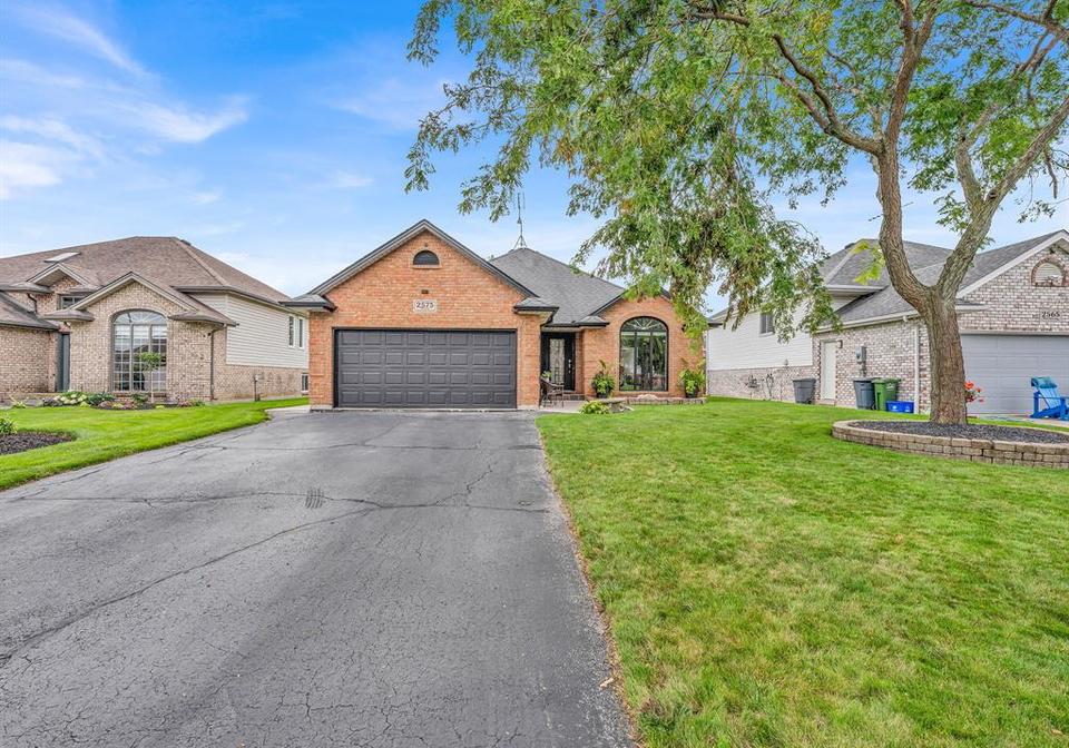 2575-wildberry-tecumseh-ontario-26022680