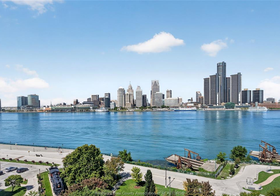 111-riverside-drive-east-windsor-ontario-26022694