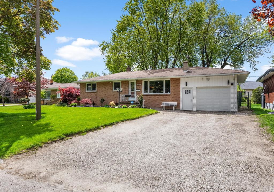 11-warren-avenue-leamington-ontario-26022702