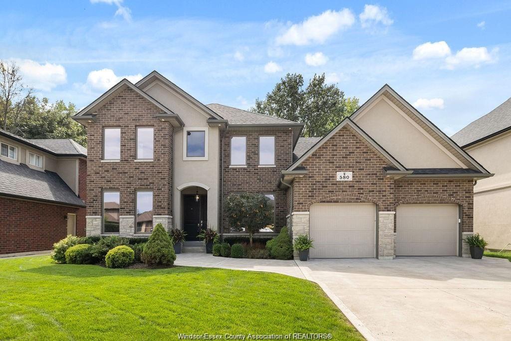 580-herdman-lasalle-ontario-26022707
