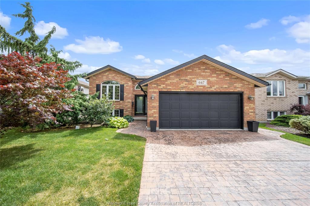 647-alpenrose-court-windsor-ontario-26022723