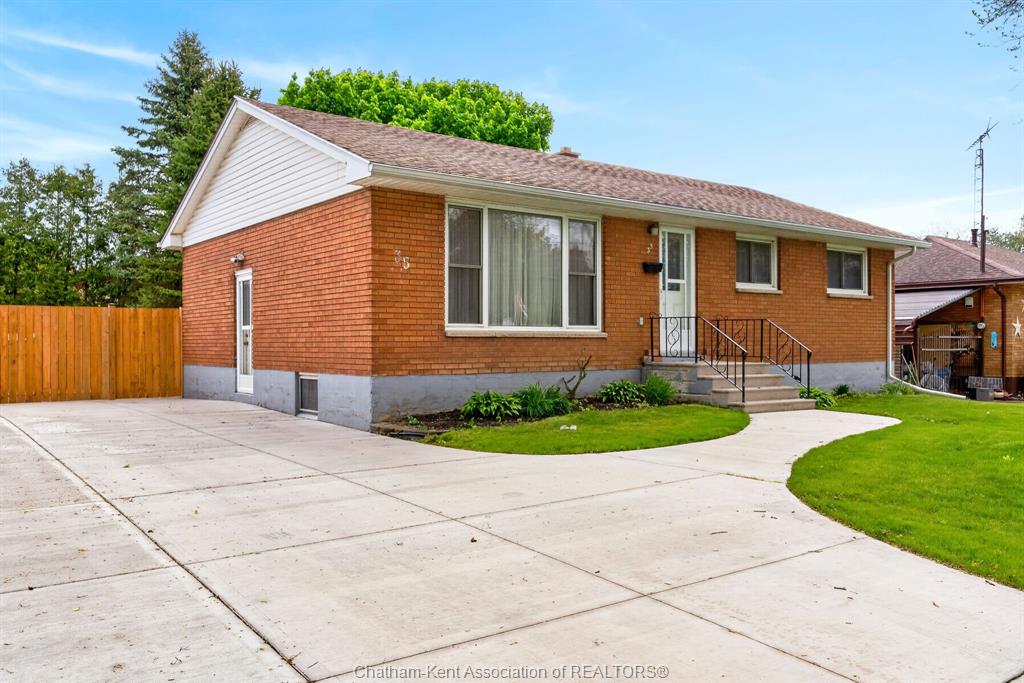 35-peter-street-chatham-ontario-26022729
