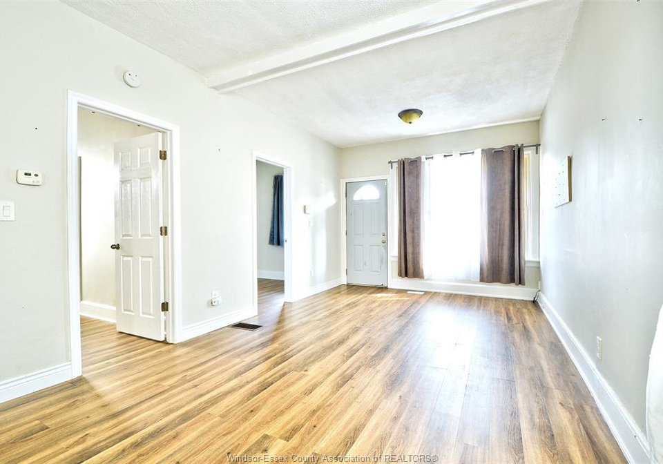 1187-lincoln-road-windsor-ontario-26022733