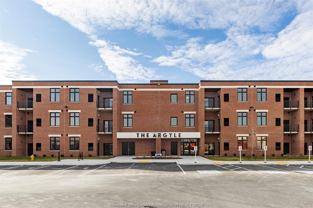 1370-argyle-windsor-ontario-26022736