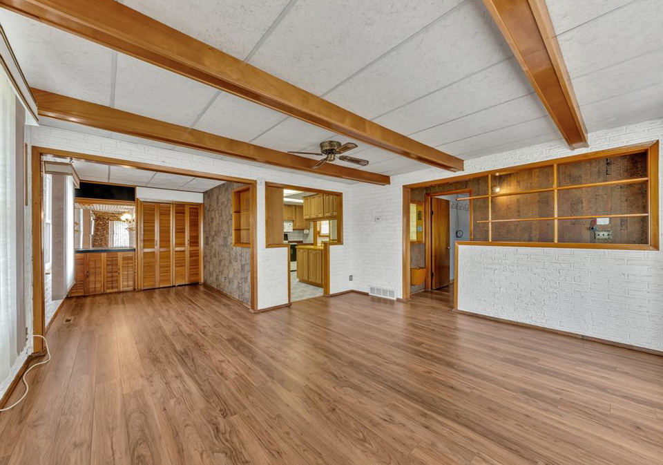 180-elsworth-lasalle-ontario-26022753