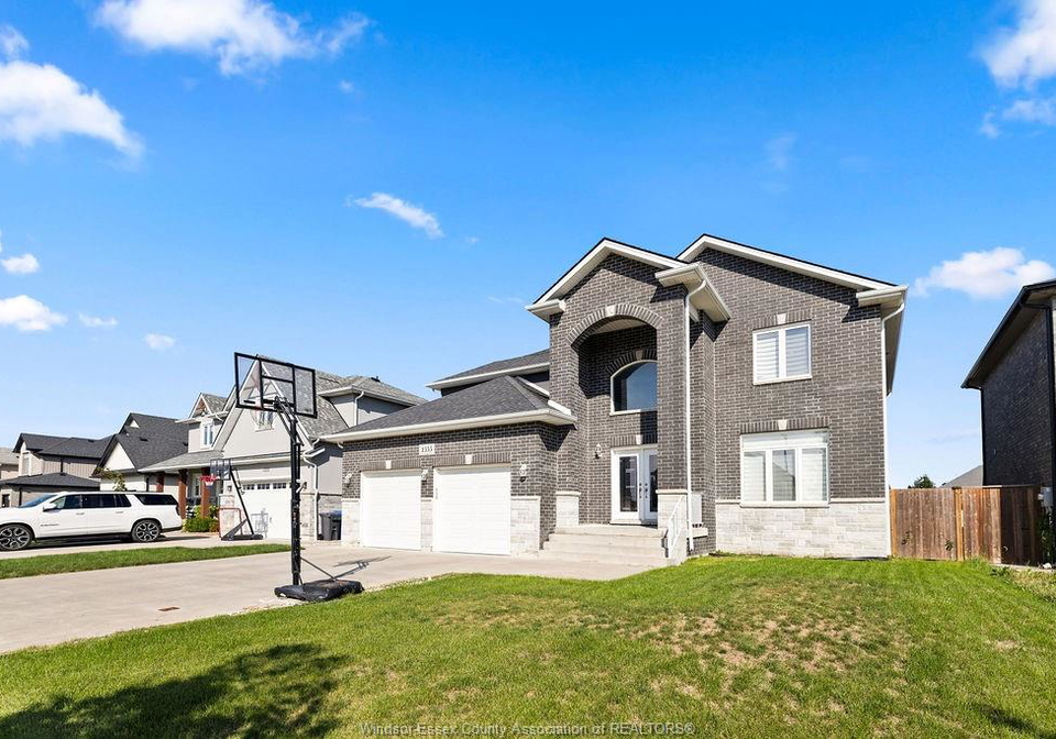 1353-pascal-avenue-lakeshore-ontario-26022754
