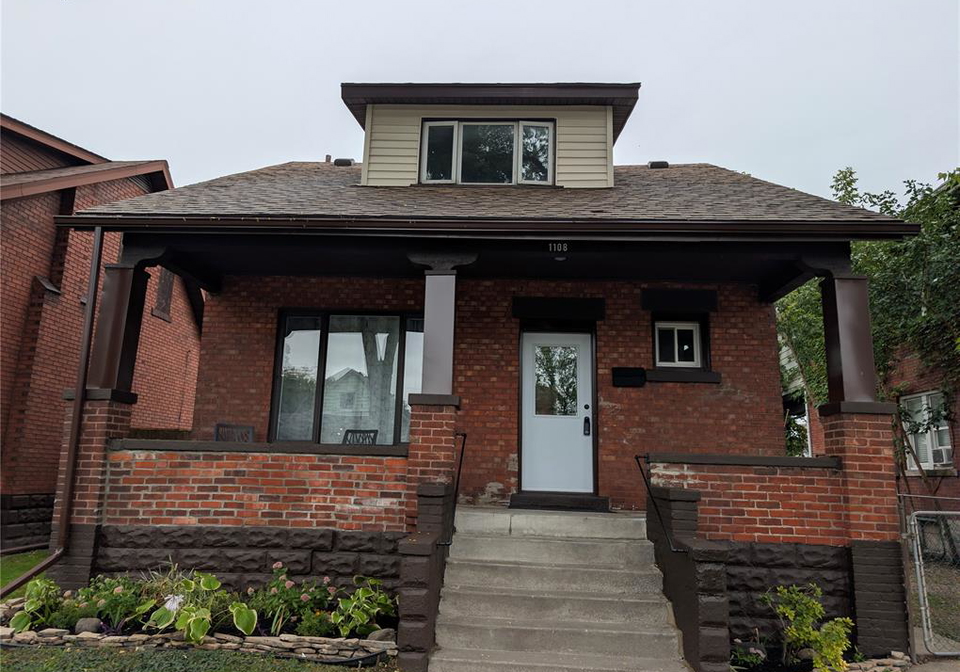 1108-dougall-avenue-windsor-ontario-26022769