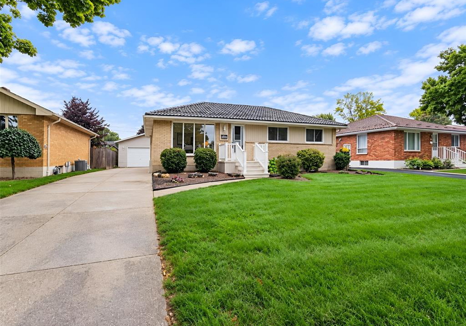 84-holland-avenue-chatham-ontario-26022777