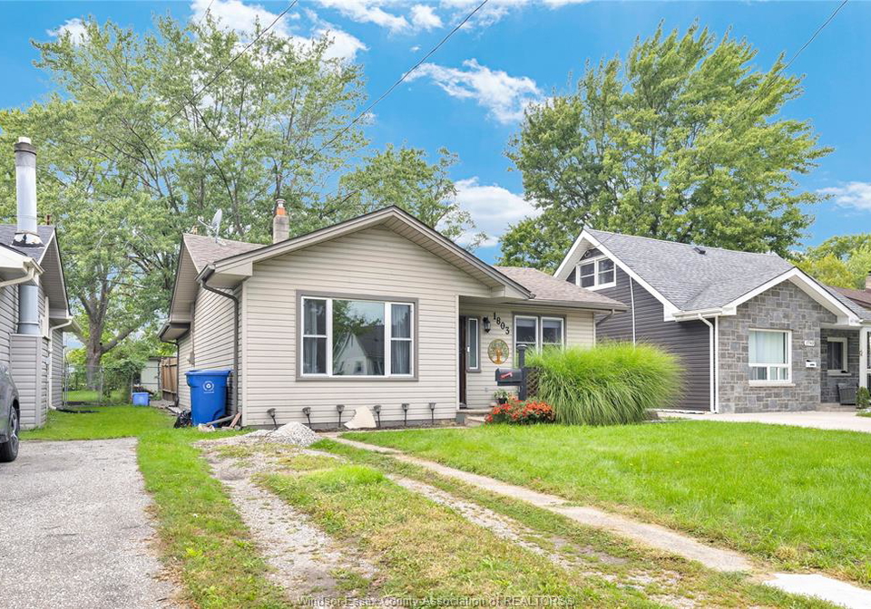 1803-ferndale-road-windsor-ontario-26022786