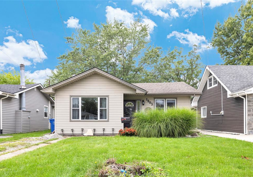 1803-ferndale-road-windsor-ontario-26022786