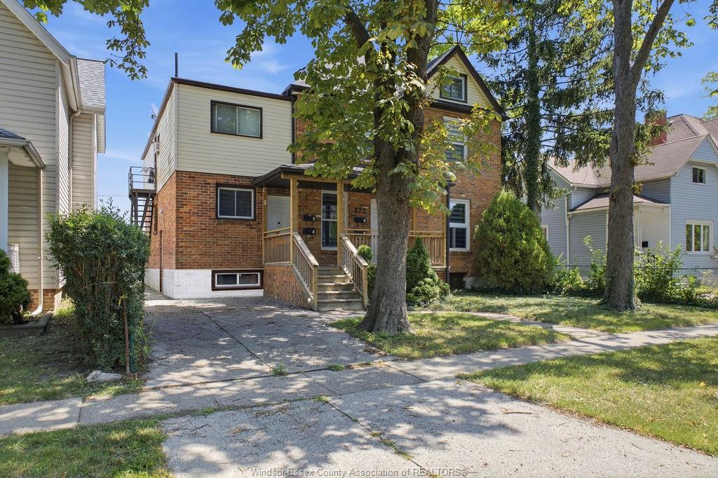372-lincoln-road-windsor-ontario-26022817