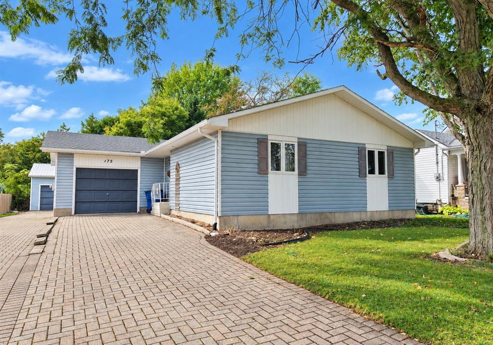 175-walnut-street-dresden-ontario-26022833