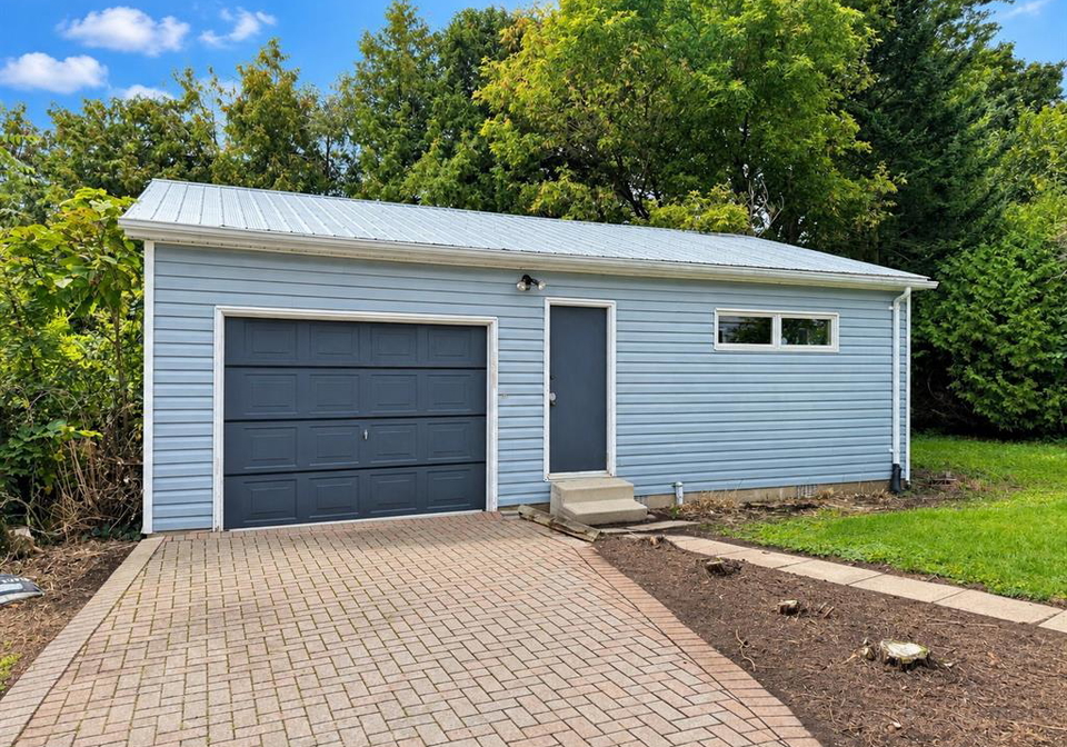 175-walnut-street-dresden-ontario-26022833