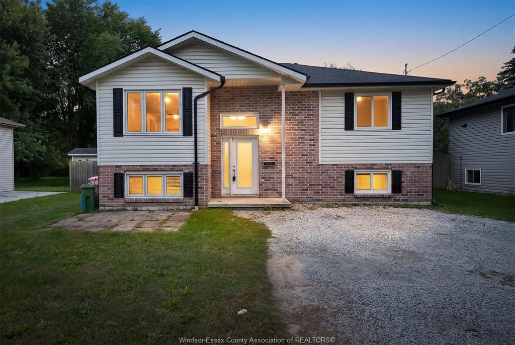 1233-armanda-street-windsor-ontario-26022839