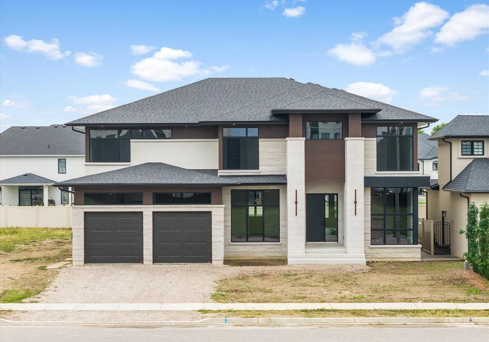 4910-terra-bella-lasalle-ontario-26022851