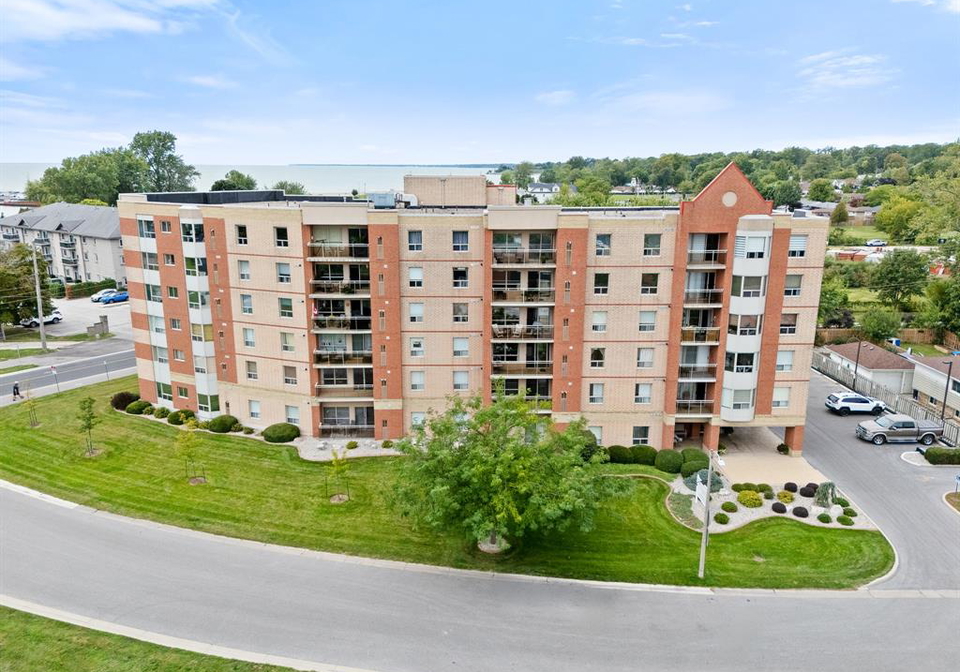 99-robson-road-leamington-ontario-26022859
