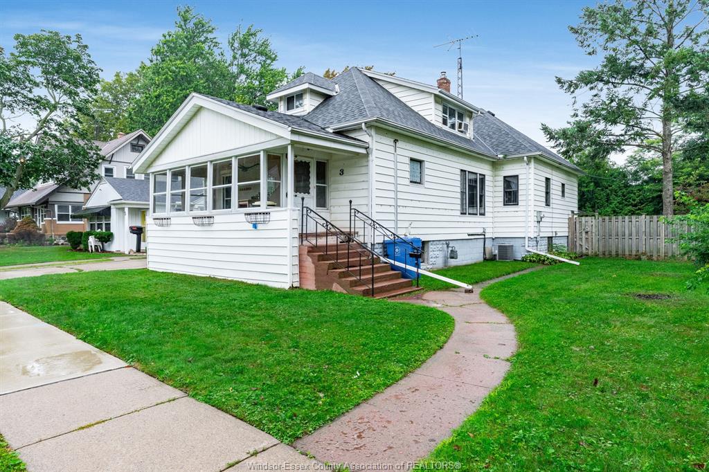 3-selkirk-avenue-leamington-ontario-26022869