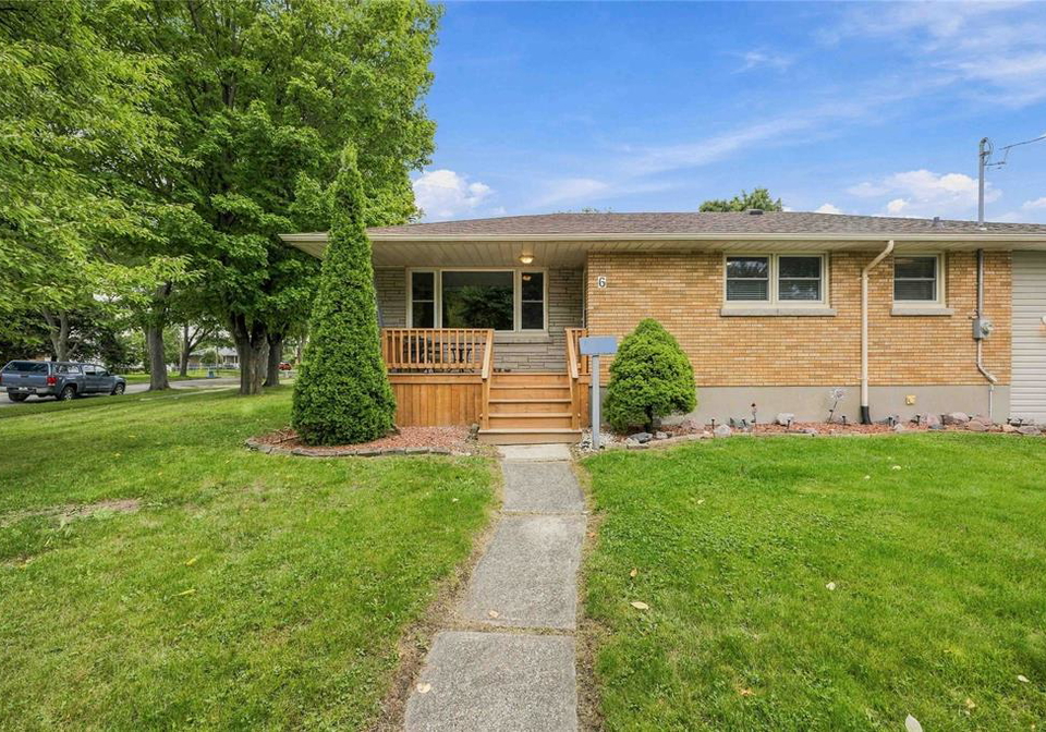 6-massey-crescent-sarnia-ontario-26022870