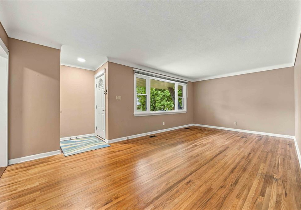 6-massey-crescent-sarnia-ontario-26022870