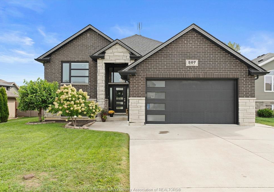 207-summer-street-belle-river-ontario-26022880