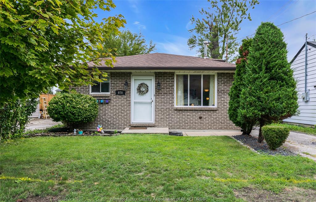 970-jarvis-avenue-windsor-ontario-26022889