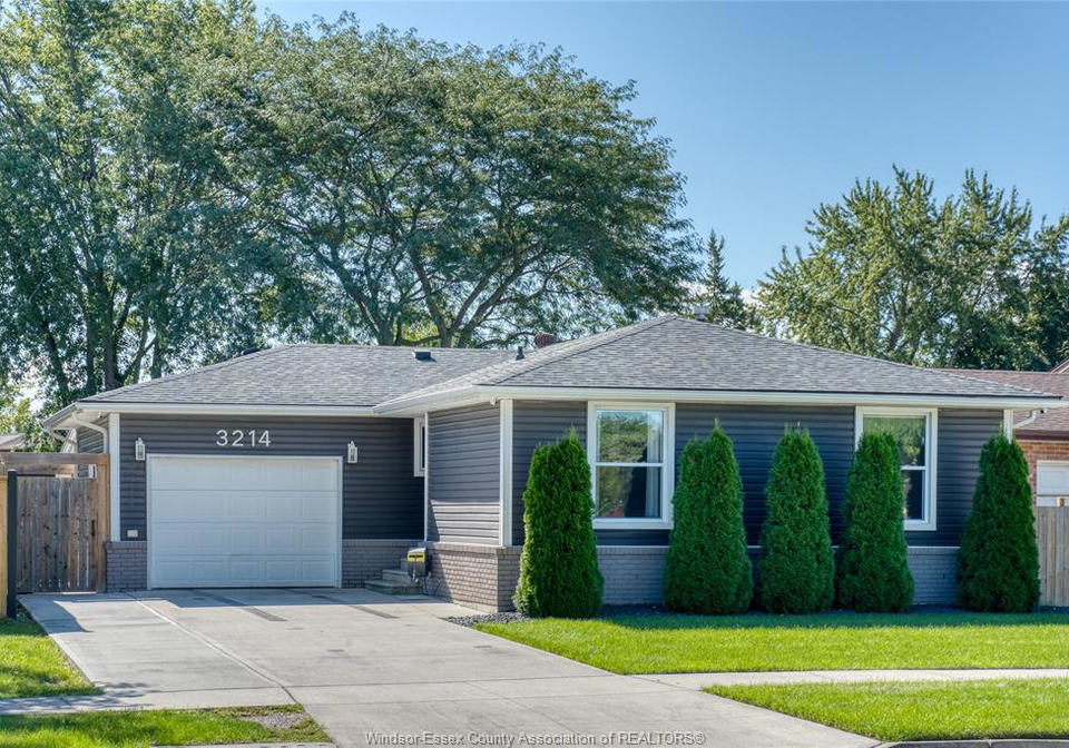 3214-forest-glade-drive-windsor-ontario-26022890