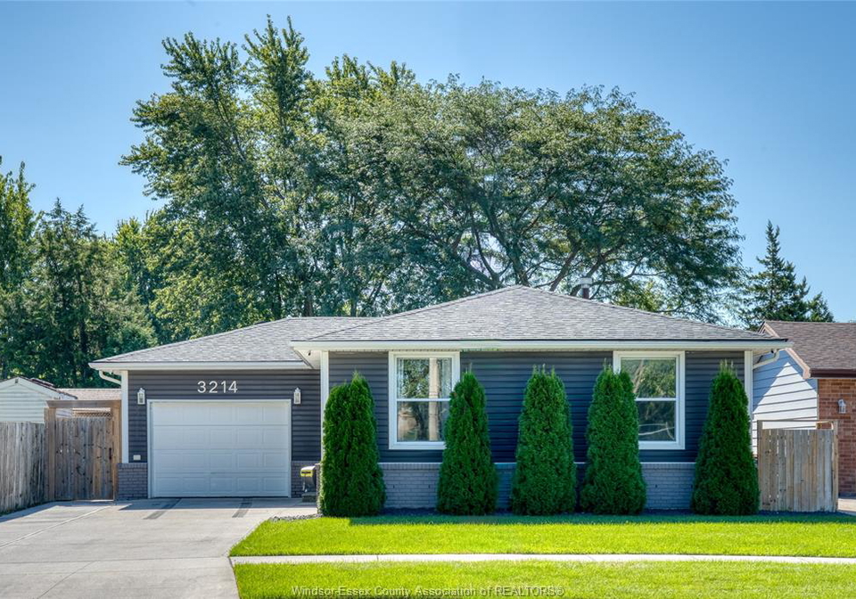 3214-forest-glade-drive-windsor-ontario-26022890