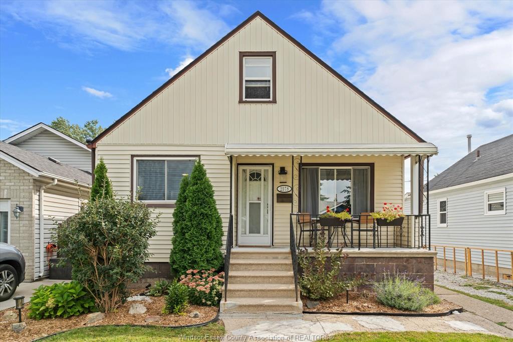 2578-george-windsor-ontario-26022899