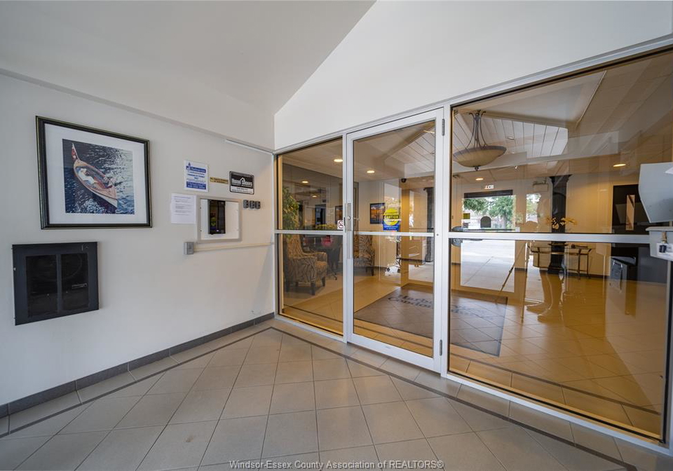 44-robson-road-leamington-ontario-26022901
