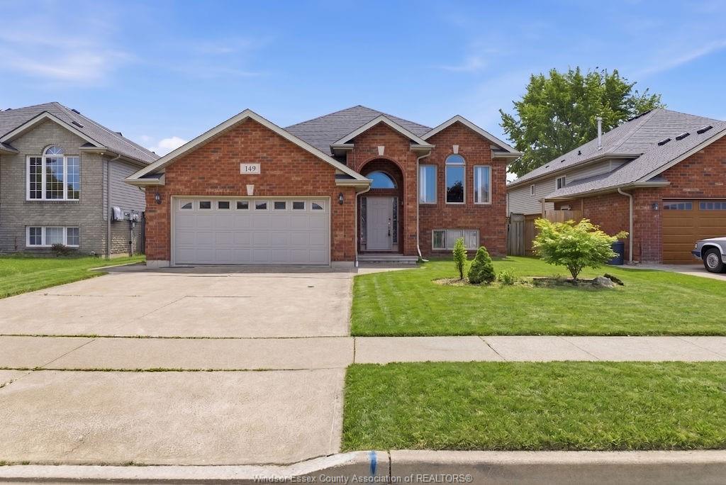 149-amy-croft-drive-lakeshore-ontario-26022904