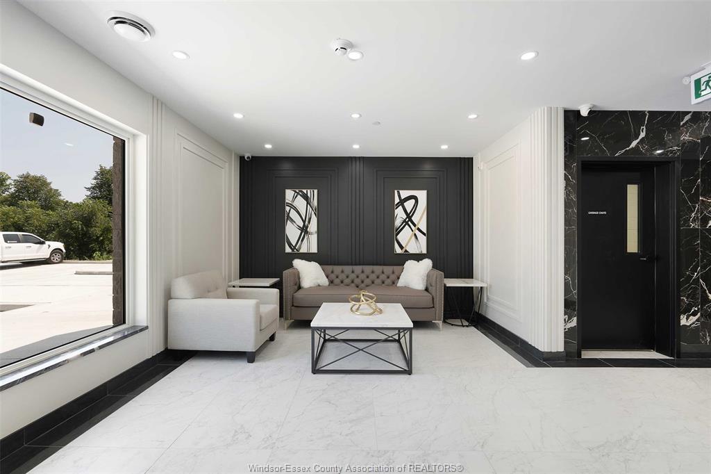 705-grand-marais-windsor-ontario-26022915