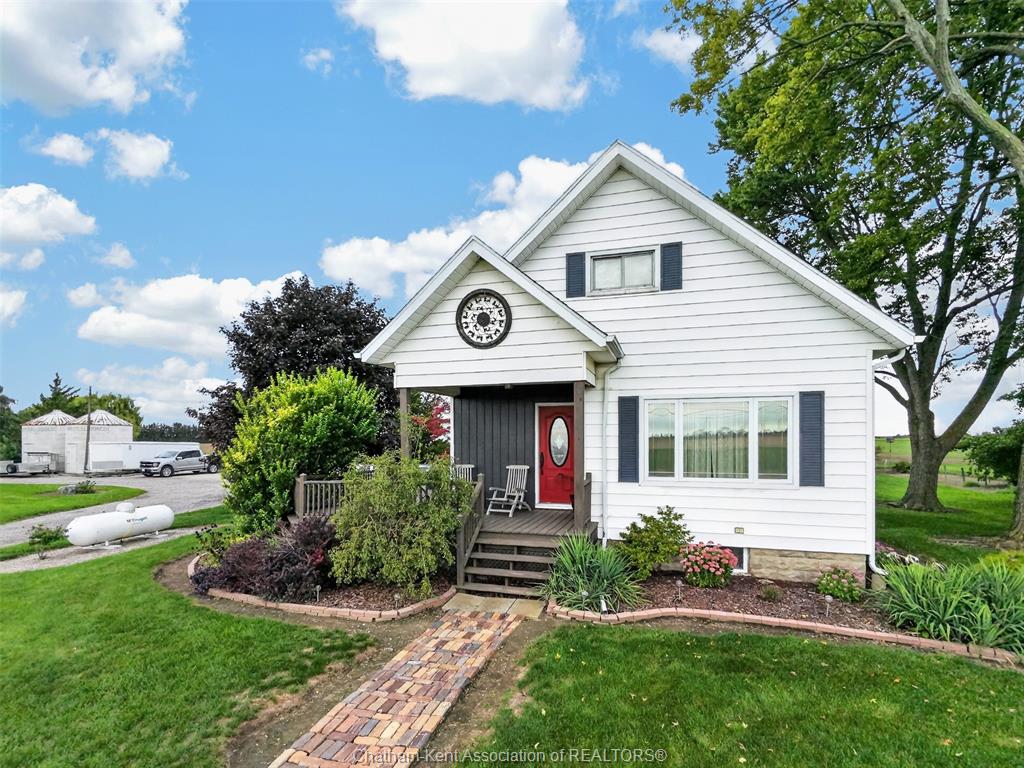 7703-base-line-wallaceburg-ontario-26022936