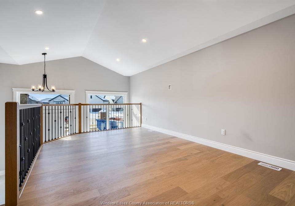 47-bloomington-way-chatham-ontario-26022943