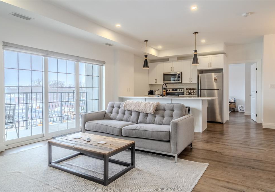 3817-howard-avenue-windsor-ontario-26022960