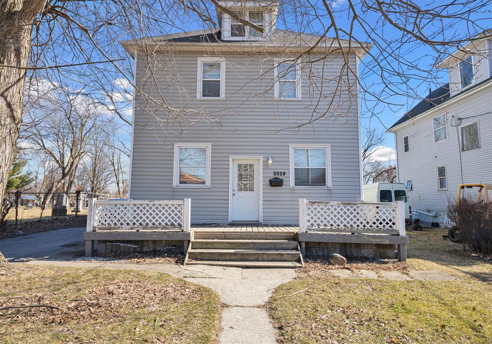 3329-sandwich-street-windsor-ontario-26022984