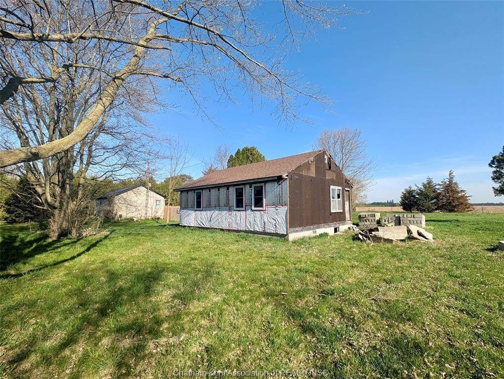 12003-base-line-road-thamesville-ontario-26023005