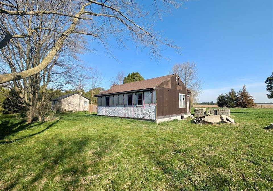 12003-base-line-road-thamesville-ontario-26023005