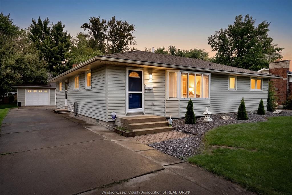 5-frances-court-essex-ontario-26023006