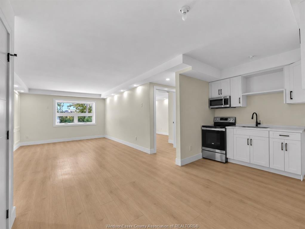 670-cameron-windsor-ontario-26023035
