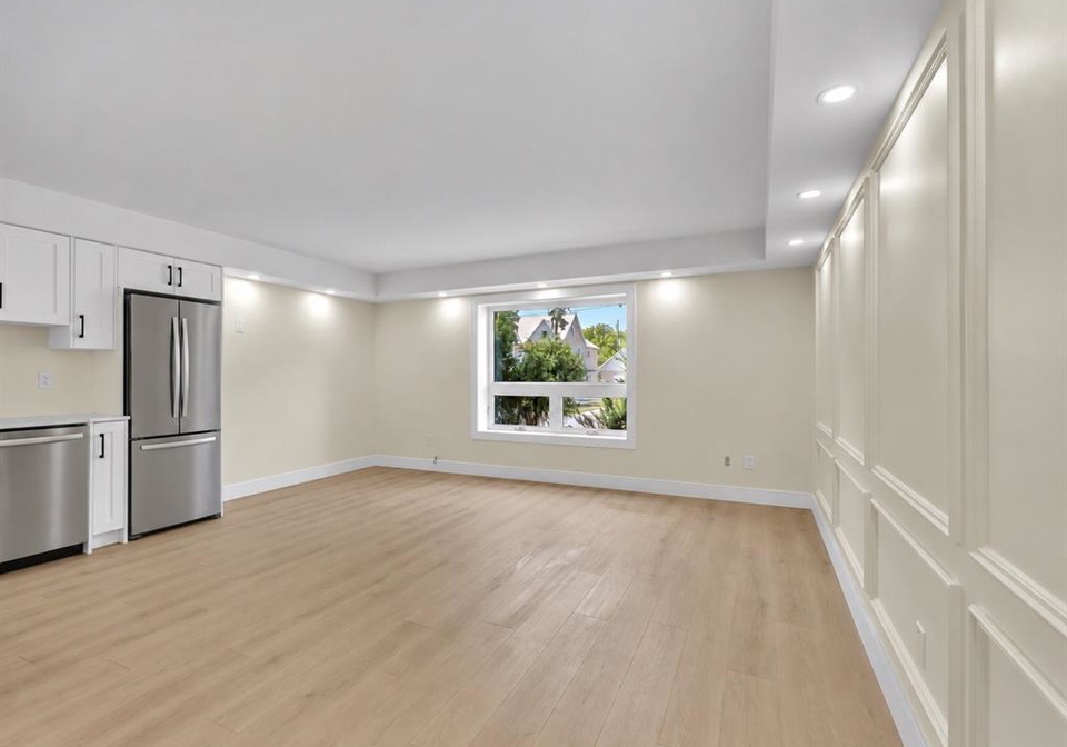 670-cameron-windsor-ontario-26023036