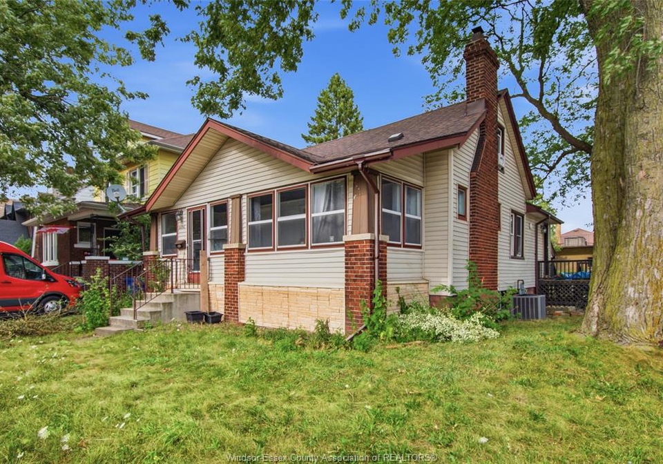 2292-dougall-avenue-windsor-ontario-26023037