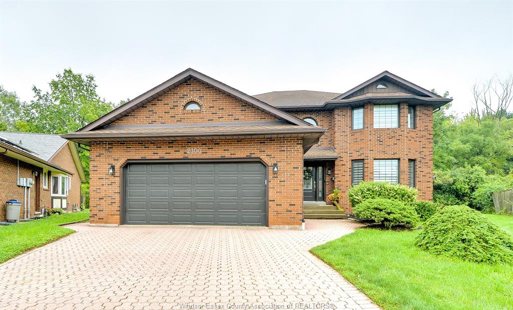 2300-santo-drive-windsor-ontario-26023057