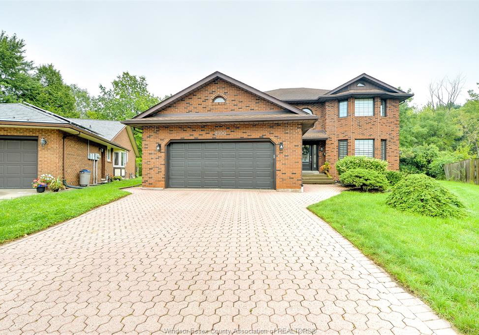 2300-santo-drive-windsor-ontario-26023057