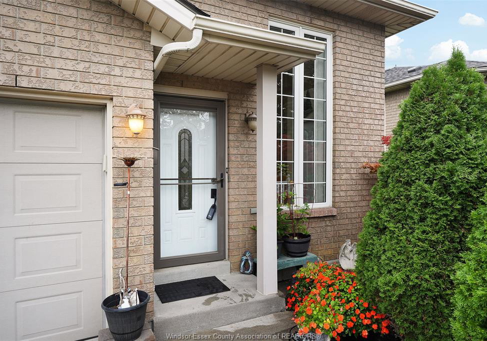 4130-st-clair-ave-sandwich-west-ontario-26023062
