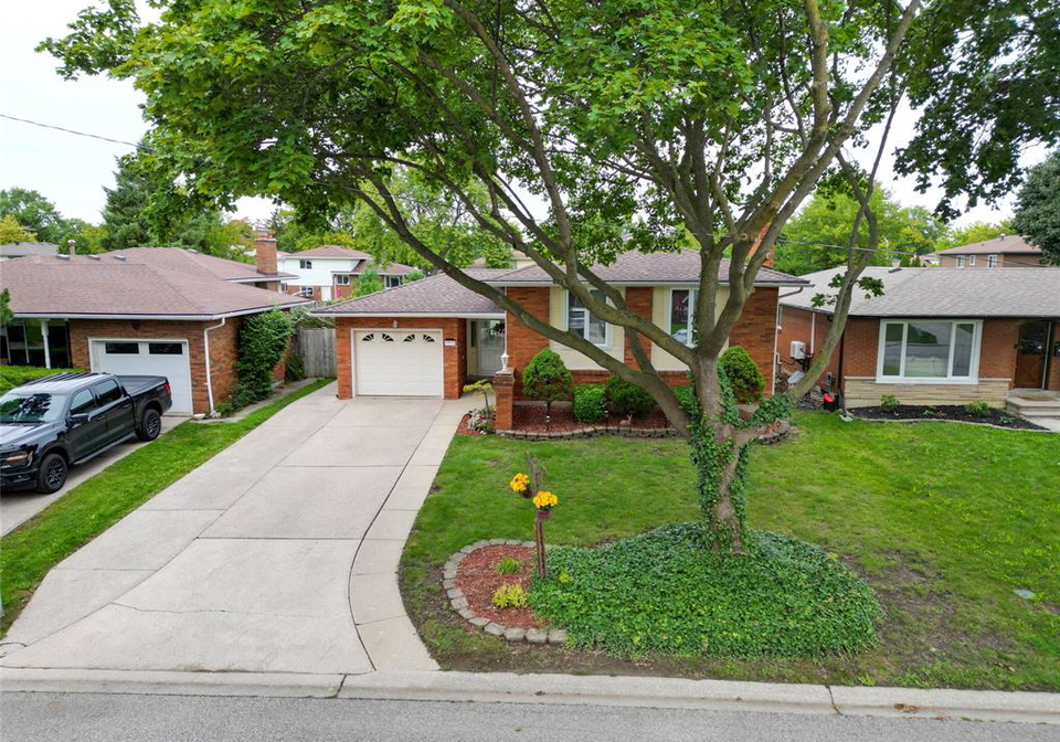 9810-asgard-road-windsor-ontario-26023064