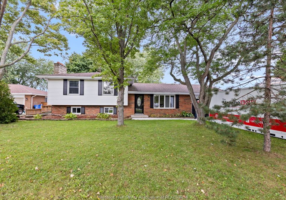 851-county-road-31-st-joachim-ontario-26023067