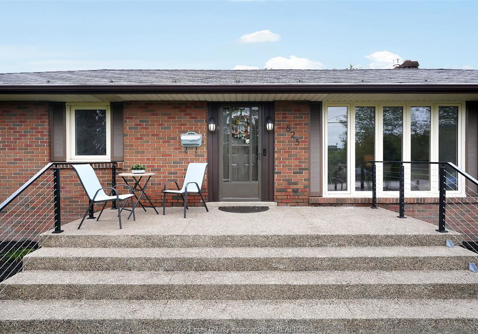 825-morton-drive-lasalle-ontario-26023069