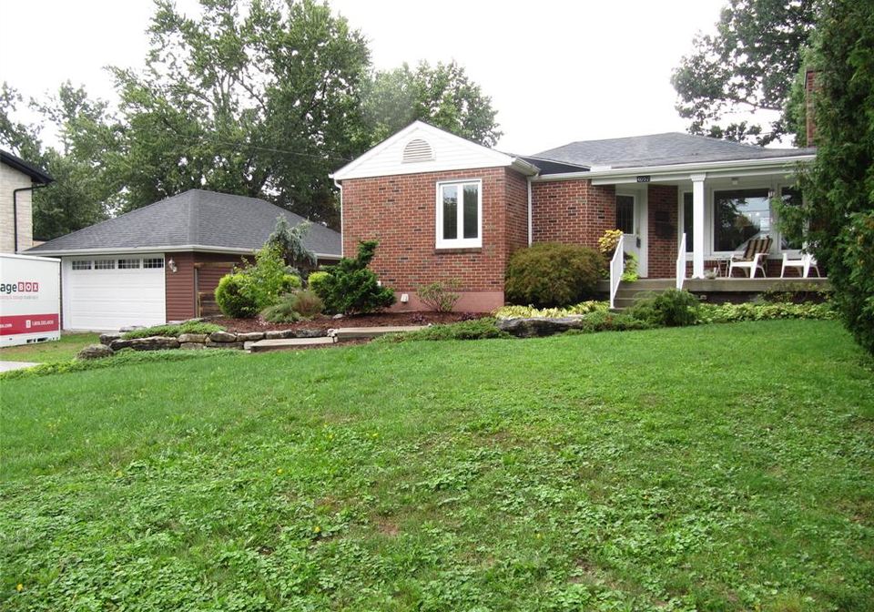 4057-casgrain-windsor-ontario-26023074