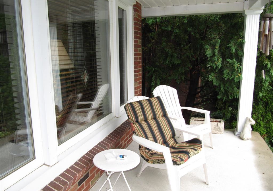 4057-casgrain-windsor-ontario-26023074