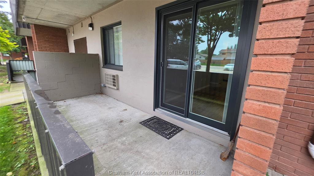 975-grand-avenue-west-chatham-ontario-26023075